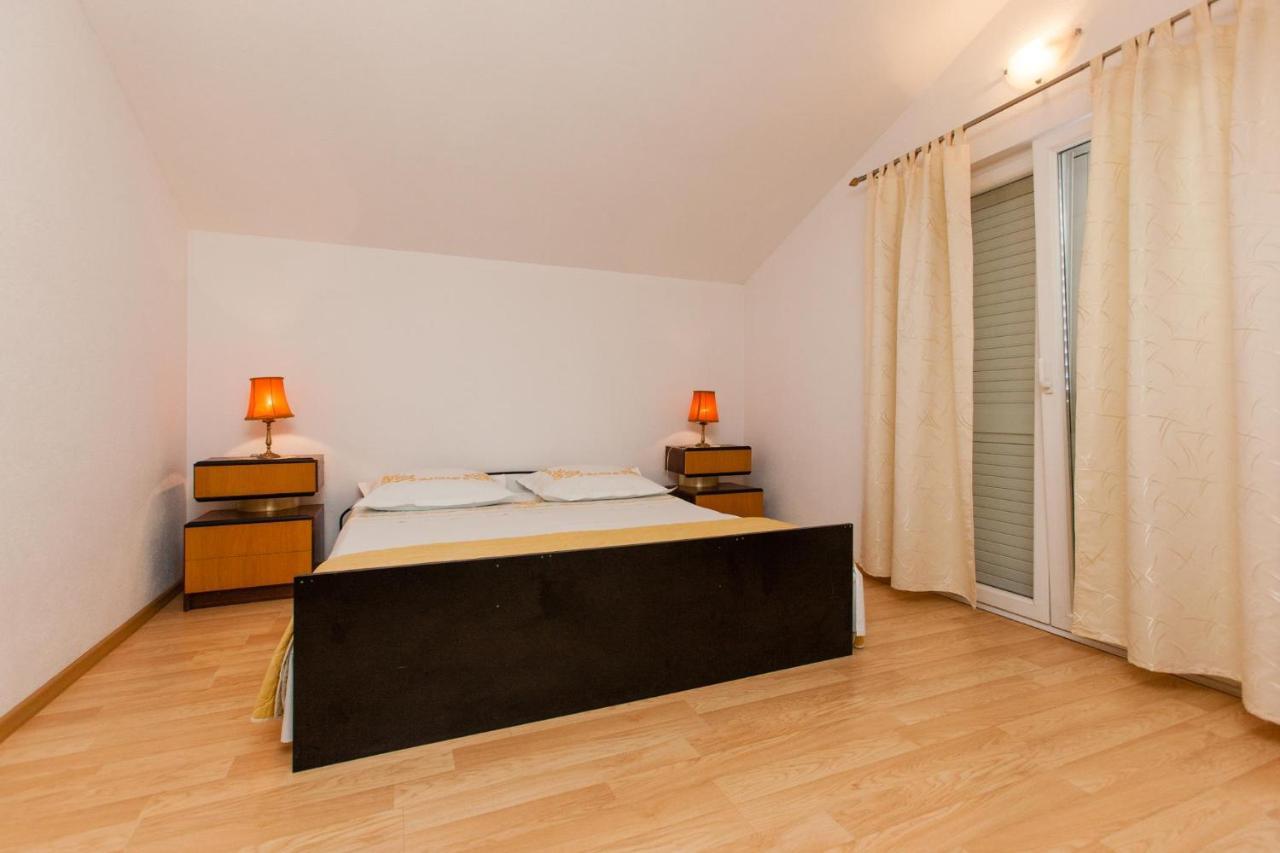 Holiday Home Beata Trogir Exterior foto