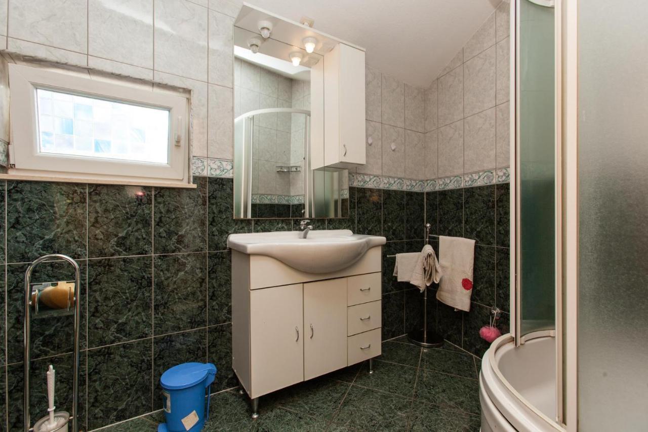 Holiday Home Beata Trogir Exterior foto